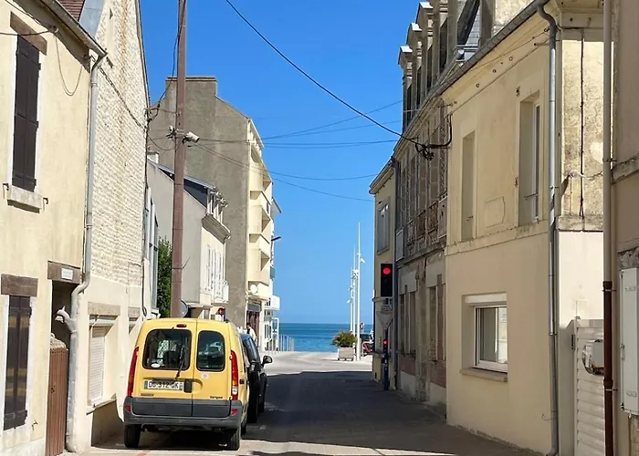 100 M De La Apartment